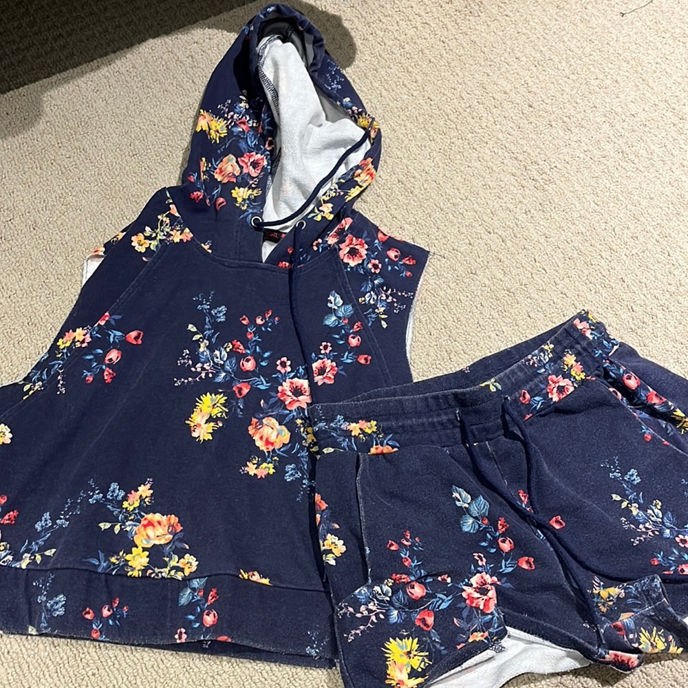Two price outfit